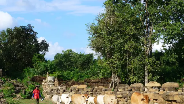 The Forgotten Ruins of Cambodia: A Guide Beyond Angkor Wat